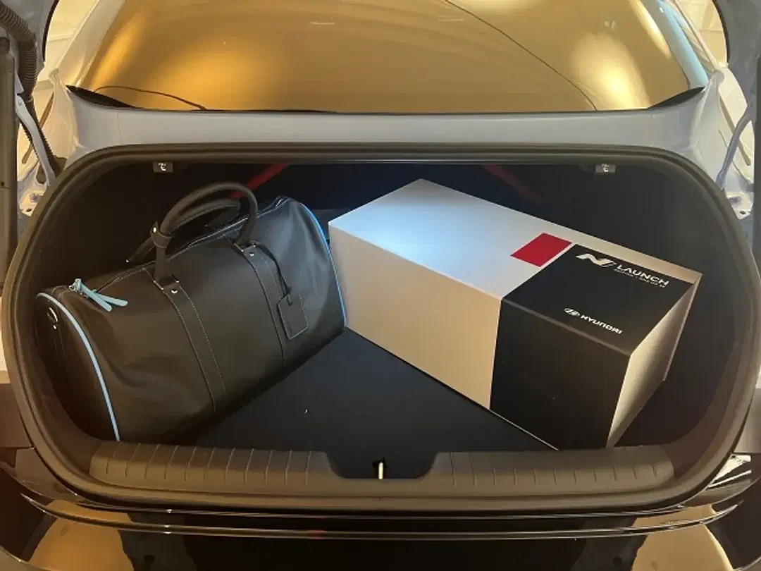Hyundai IONIQ 6 4WD N Edition - Thumbnail 9
