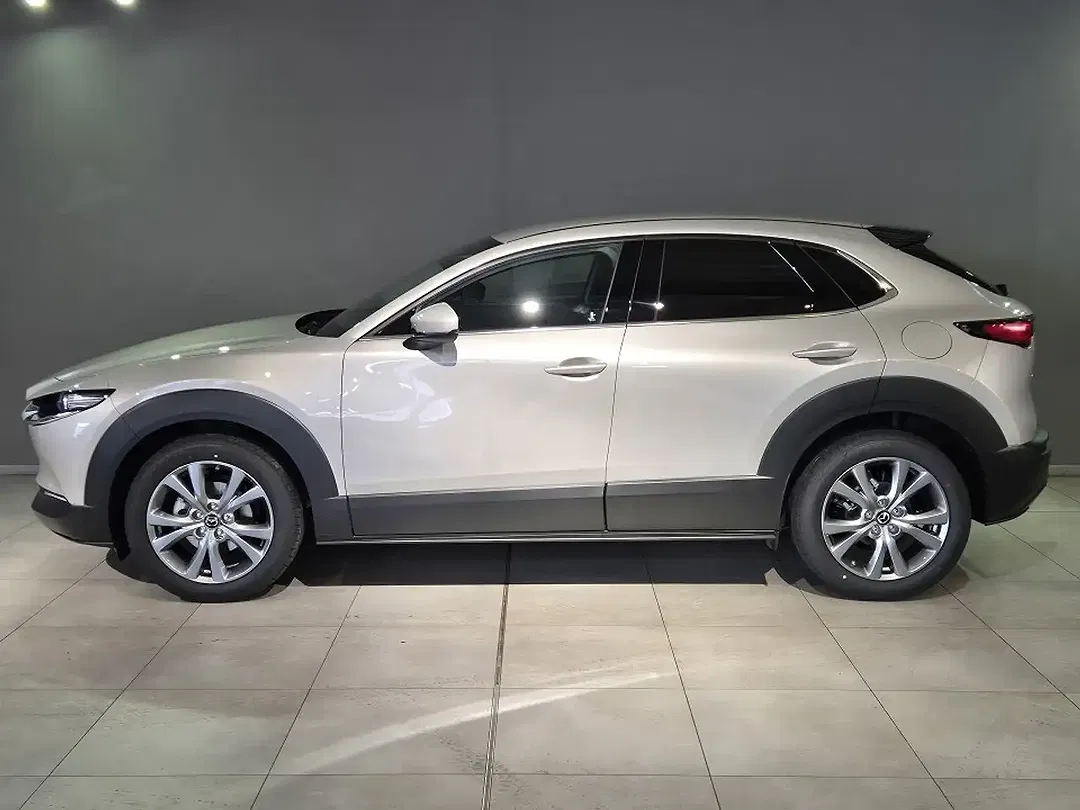 Mazda CX-30 2.5 e-SKYACTIV 6AT Centre-Line - Thumbnail 3