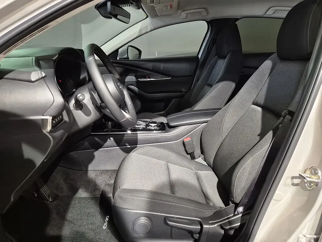 Mazda CX-30 2.5 e-SKYACTIV 6AT Centre-Line - Thumbnail 7