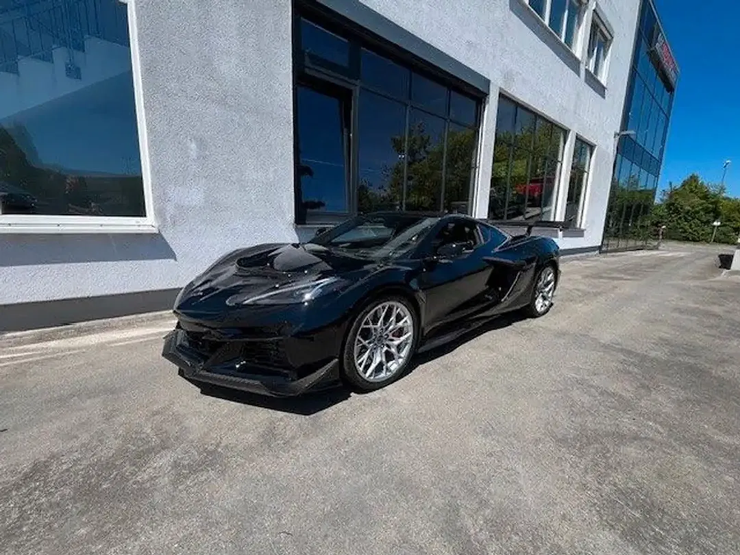 Corvette ZR1 Coupe 3LT - Thumbnail 4
