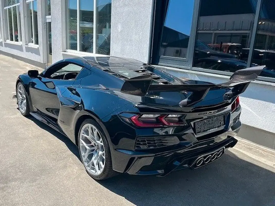 Corvette ZR1 Coupe 3LT - Thumbnail 6