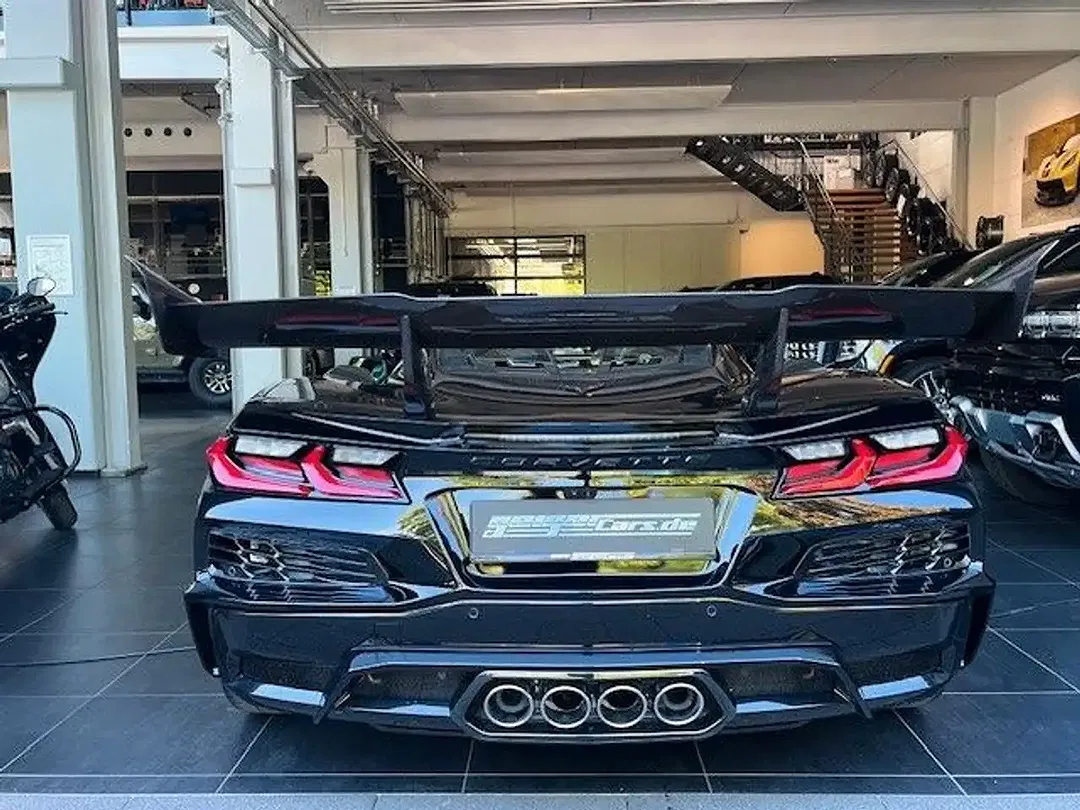 Corvette ZR1 Coupe 3LT - Thumbnail 8