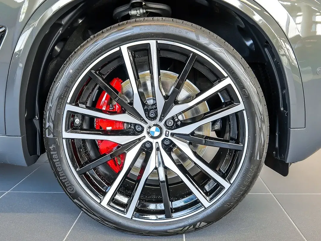 BMW X5 xDrive M Sport - Thumbnail 4