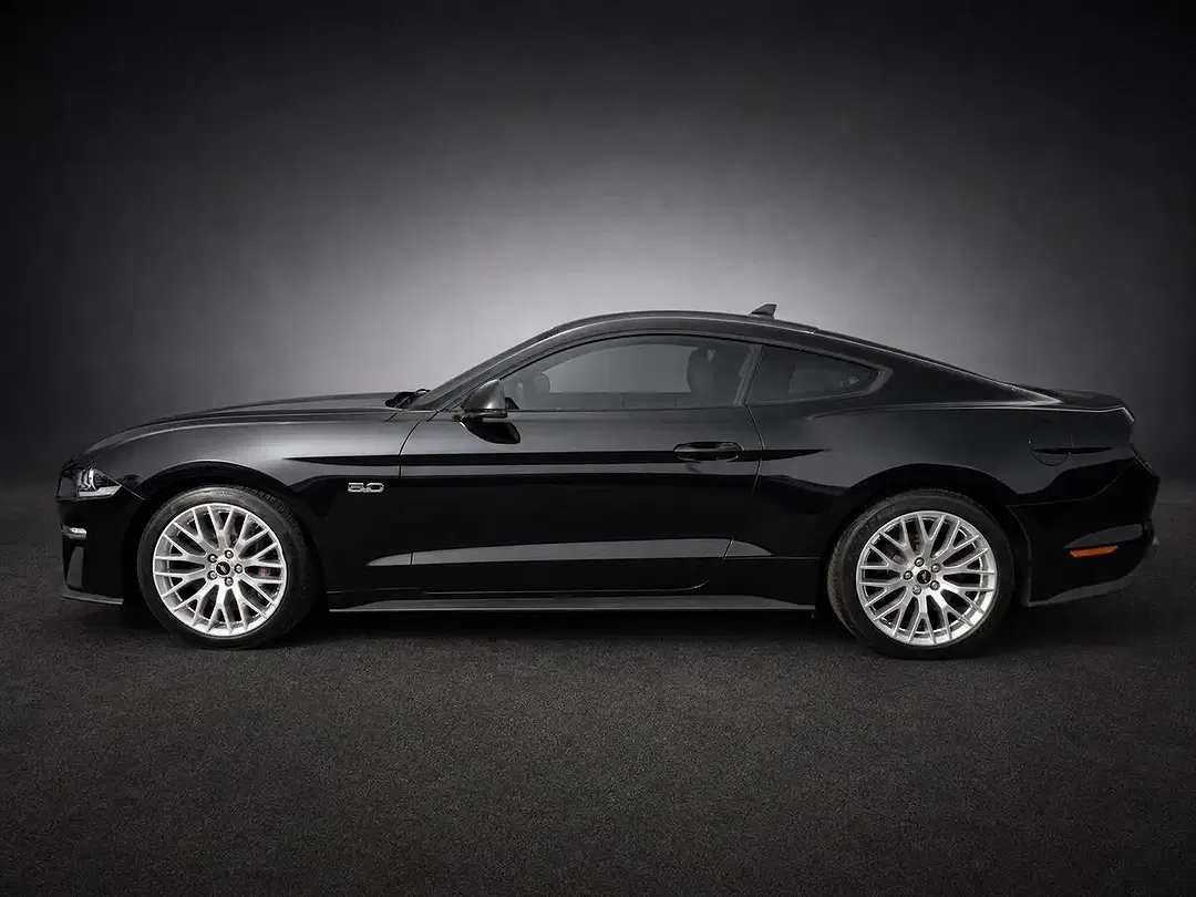 Ford Mustang 5.0 GT - Thumbnail 4