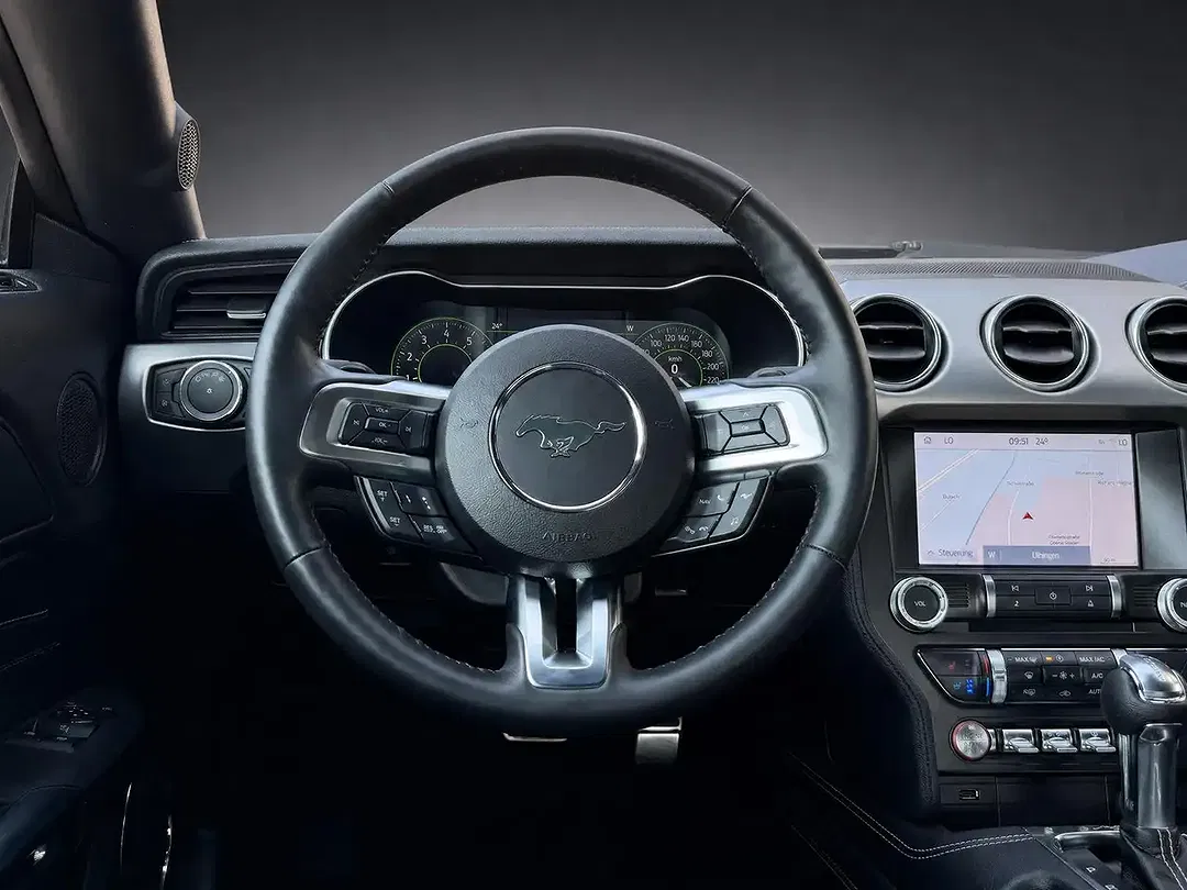 Ford Mustang 5.0 GT - Thumbnail 9
