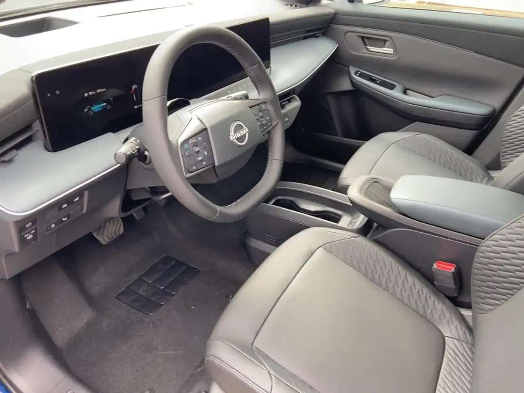 Nissan Leaf Evolve - Thumbnail 13