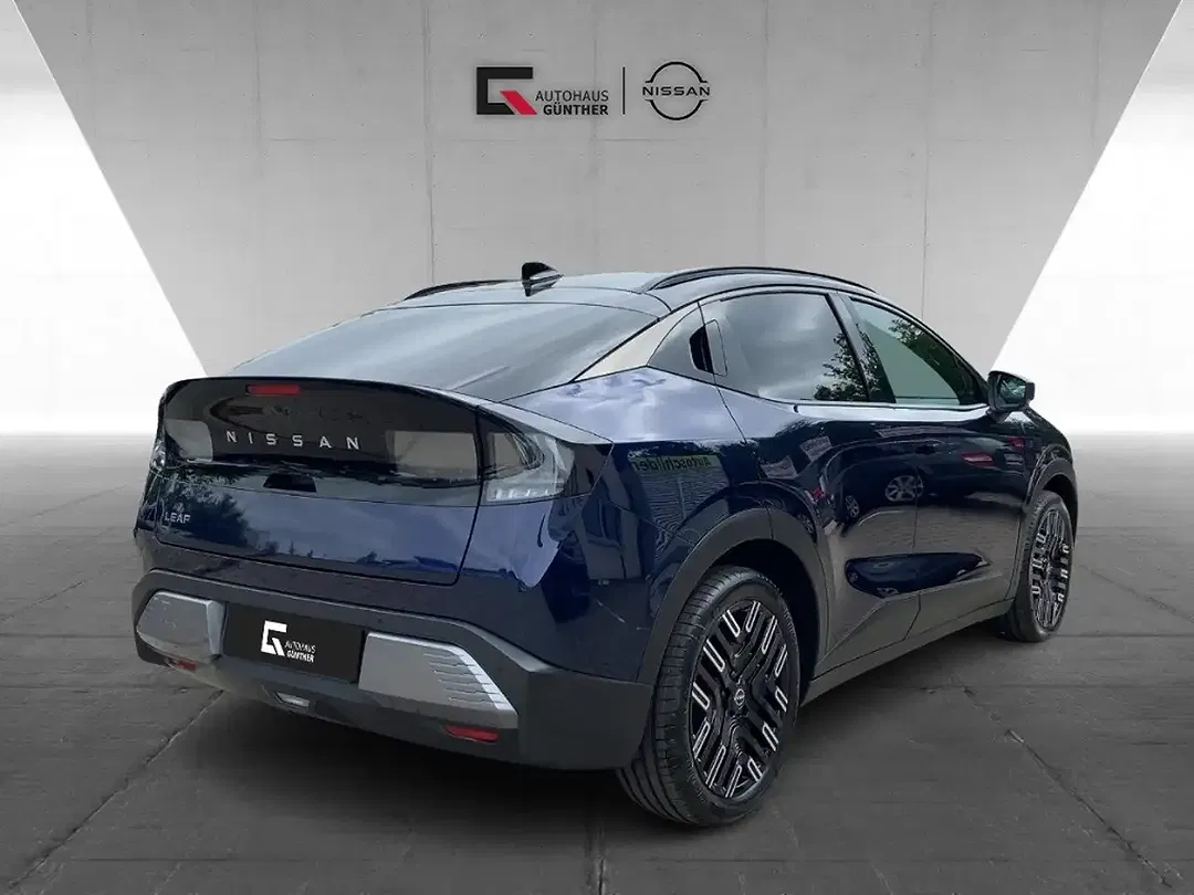 Nissan Leaf Evolve - Thumbnail 3