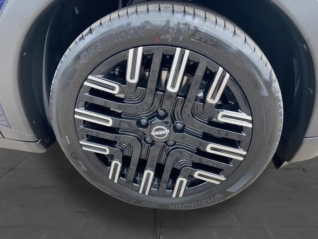 Nissan Leaf Evolve - Thumbnail 6