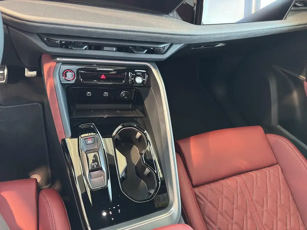 Audi SQ5 - Thumbnail 12
