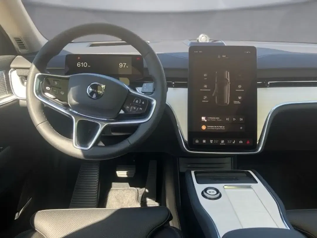Volvo EX90 - Thumbnail 7
