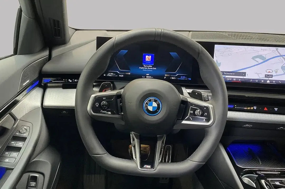 BMW 530 xDrive M Sport Pro - Thumbnail 12