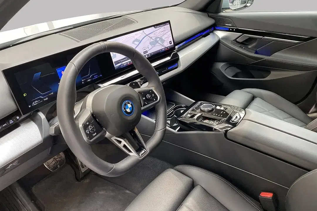 BMW 530 xDrive M Sport Pro - Thumbnail 9
