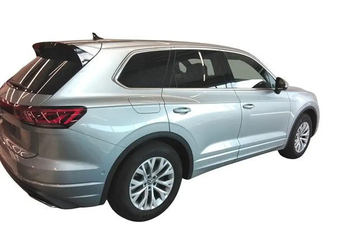 Volkswagen Touareg 3.0 TDI Elegance - Thumbnail 3