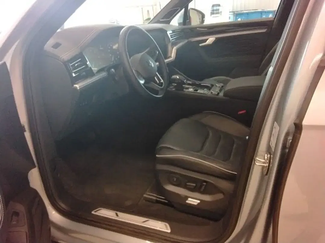 Volkswagen Touareg 3.0 TDI Elegance - Thumbnail 5