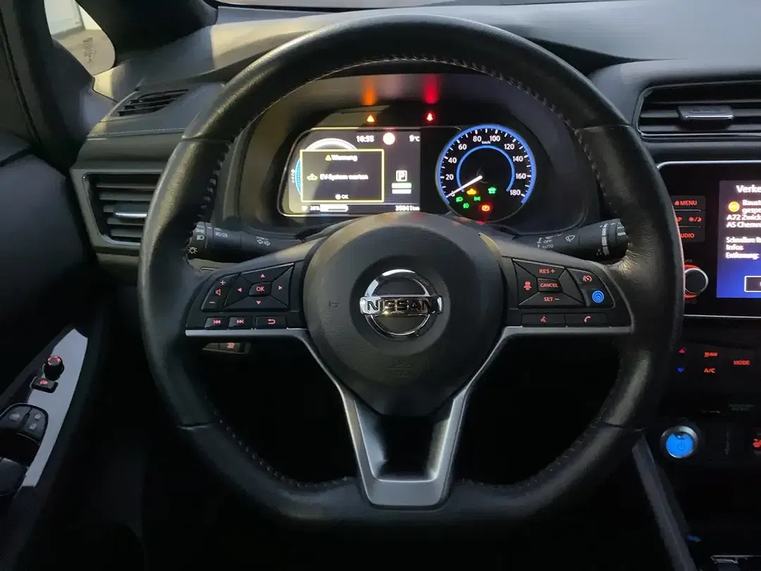 Nissan Leaf N-Connecta - Thumbnail 13