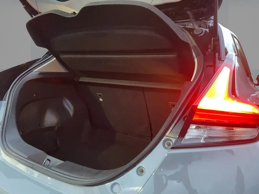 Nissan Leaf N-Connecta - Thumbnail 9