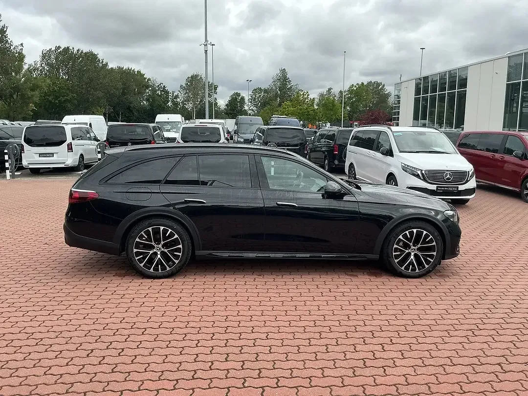 Mercedes-Benz E 220 4MATIC All-Terrain - Thumbnail 7