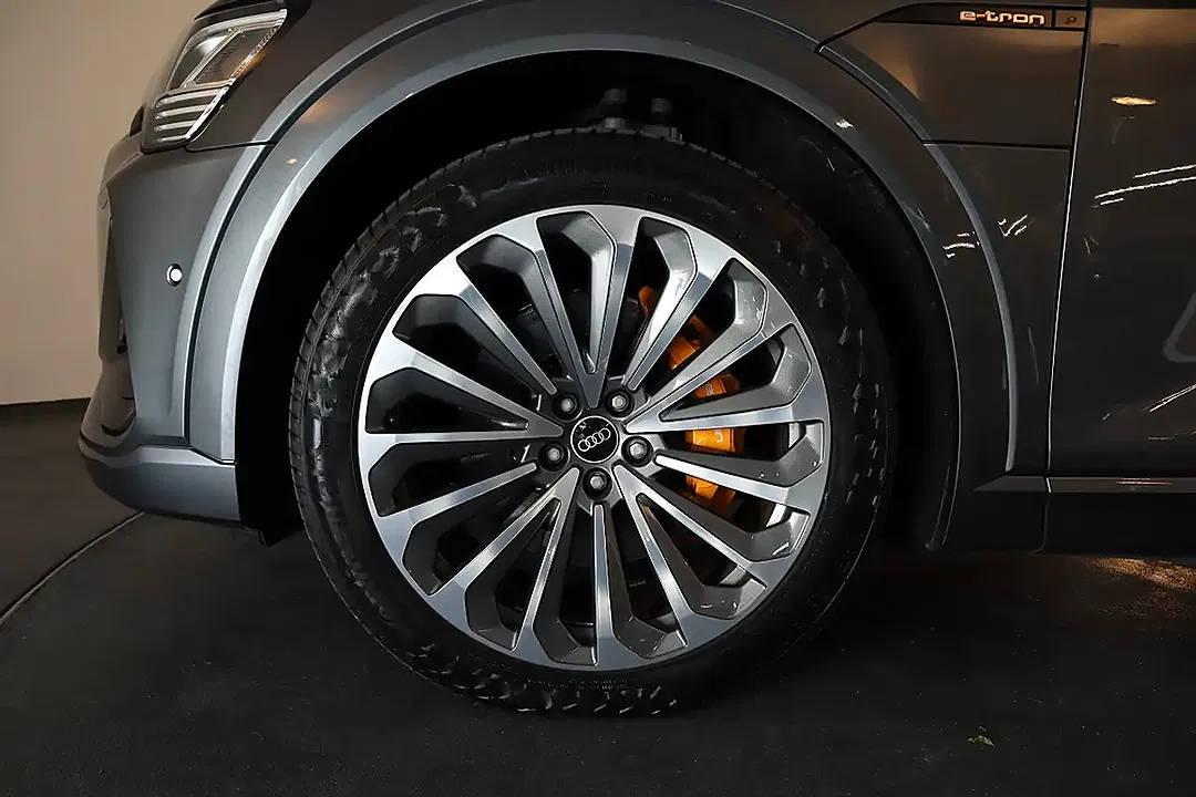 Audi e-tron 55 quattro S line - Thumbnail 14