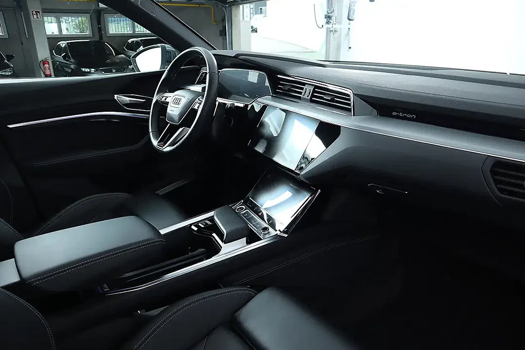 Audi e-tron 55 quattro S line - Thumbnail 33