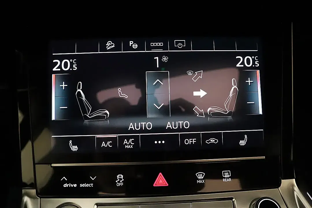 Audi e-tron 55 quattro S line - Thumbnail 37