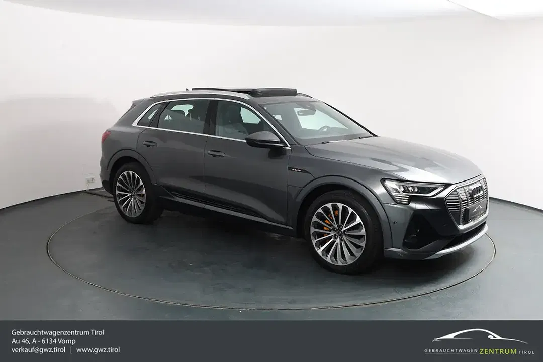Audi e-tron 55 quattro S line - Thumbnail 4
