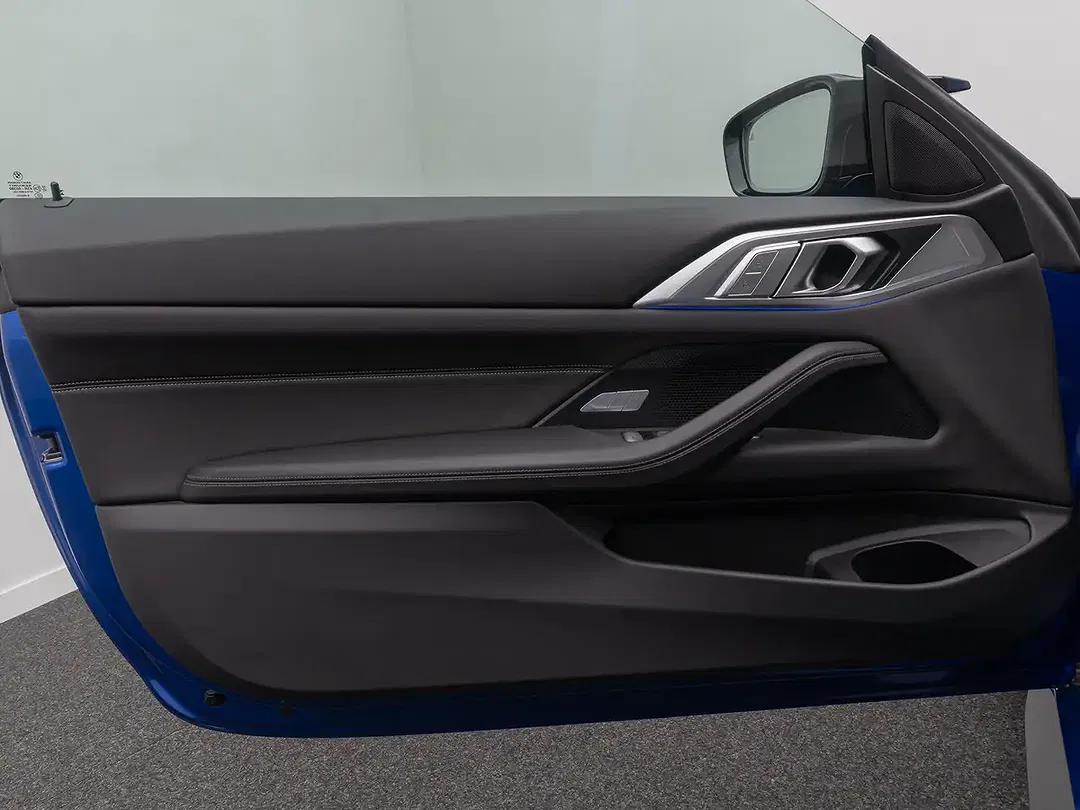 BMW M4 xDrive Competition - Thumbnail 13
