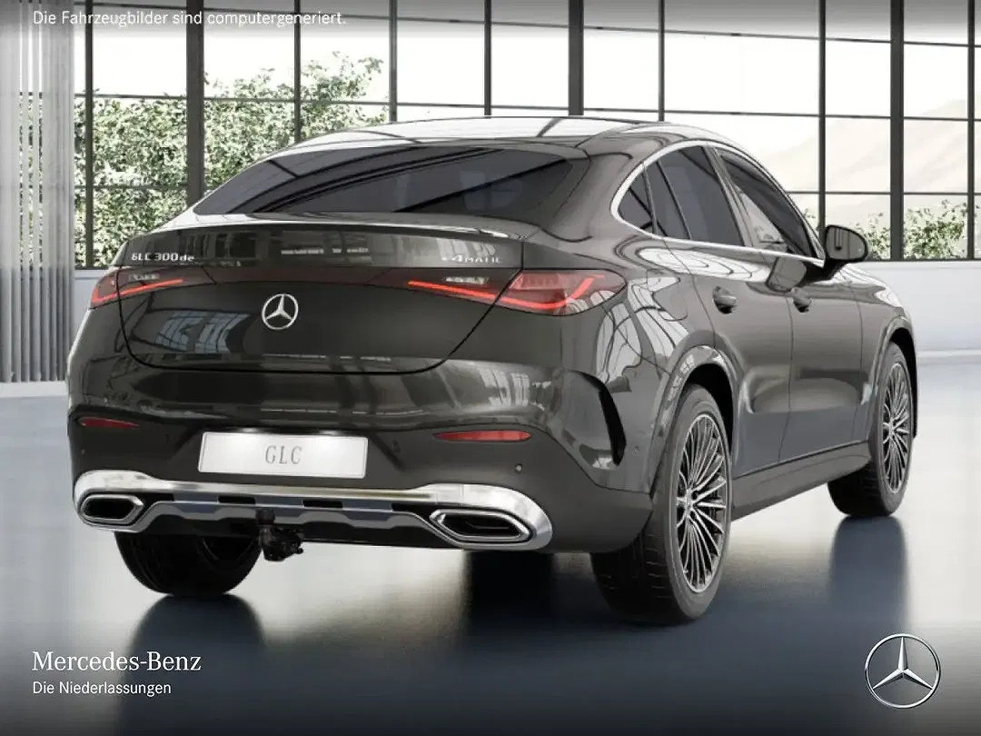 Mercedes-Benz GLC 300 9G-TRONIC 4MATIC AMG - Thumbnail 3