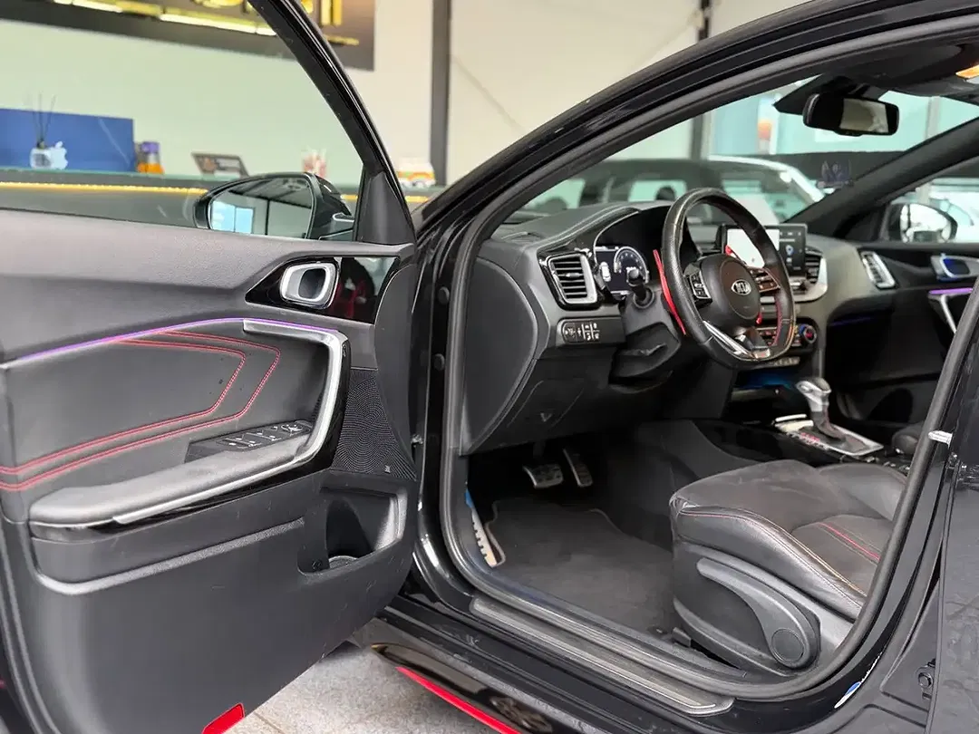 Kia ProCeed / pro_cee'd 1.6 GT Pro - Thumbnail 12