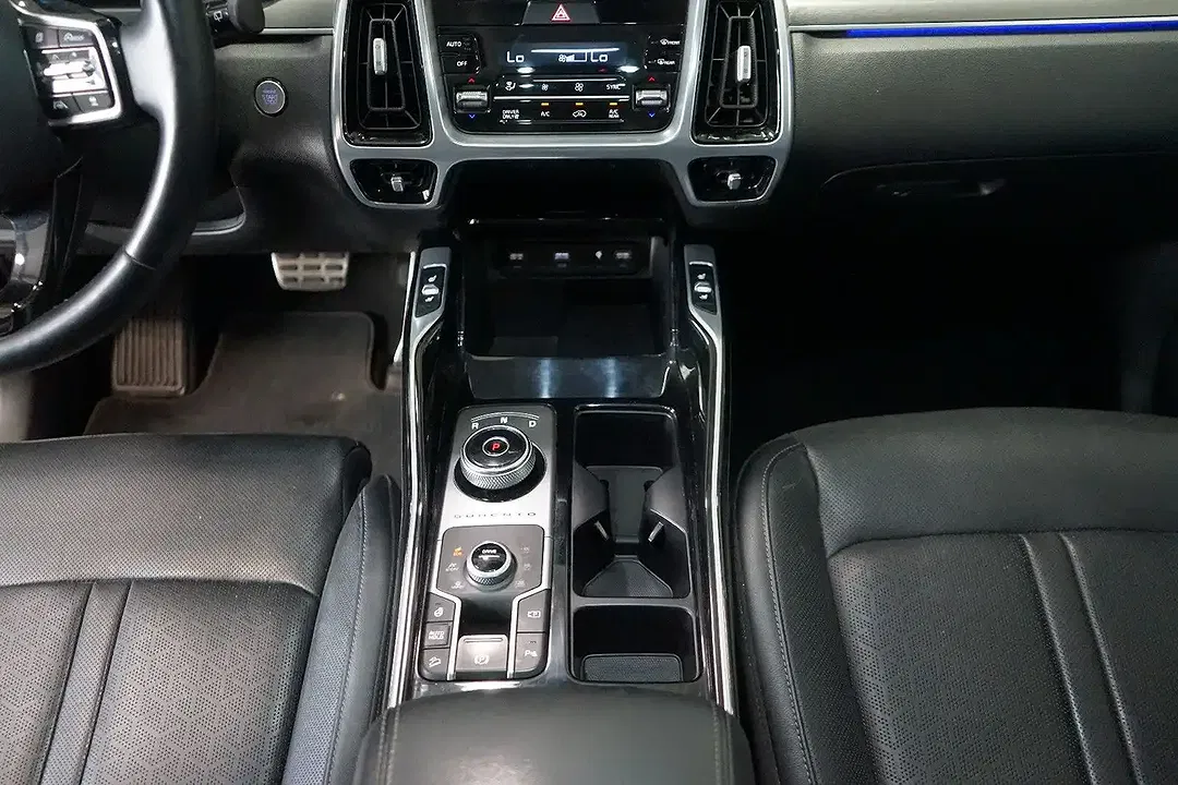Kia Sorento 4WD Platinum - Thumbnail 14