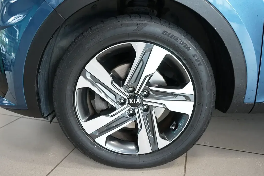 Kia Sorento 4WD Platinum - Thumbnail 8