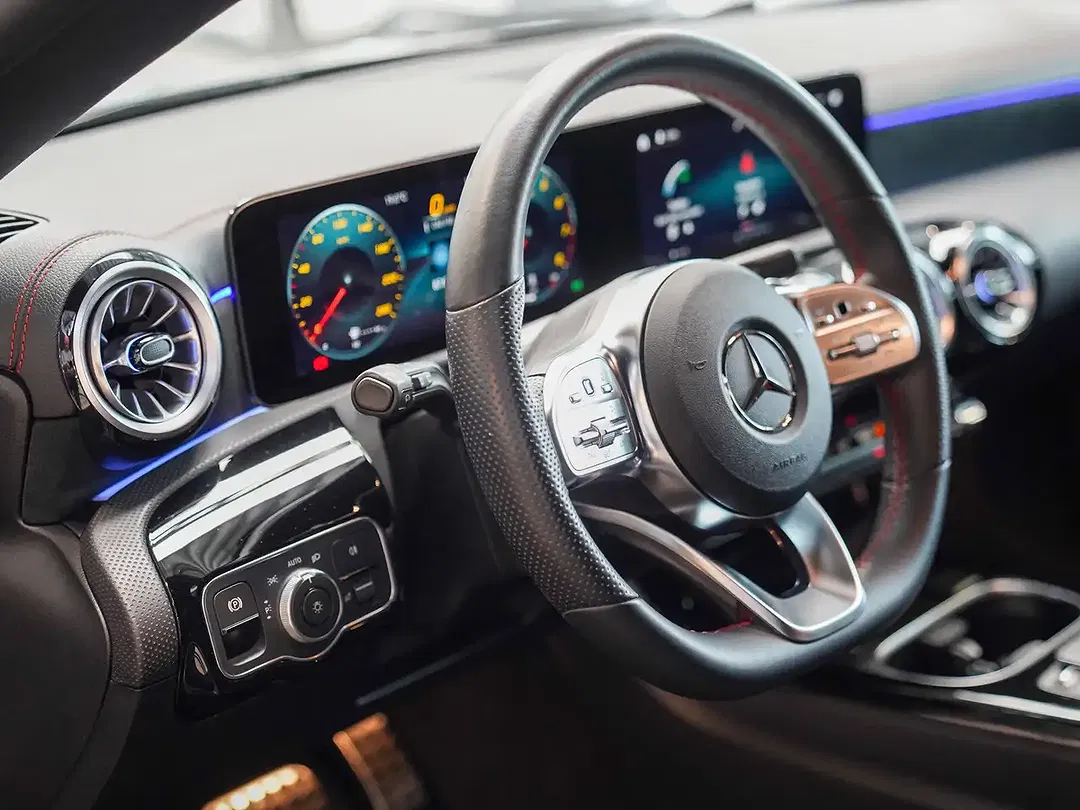 Mercedes-Benz CLA 180 AMG Line - Thumbnail 15