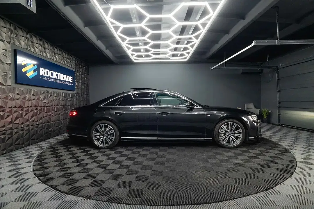 Audi A8 60 TFSI e quattro S line - Thumbnail 6