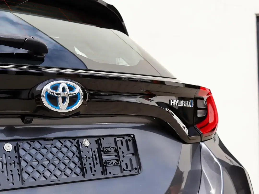 Toyota Yaris CVT Comfort - Thumbnail 11