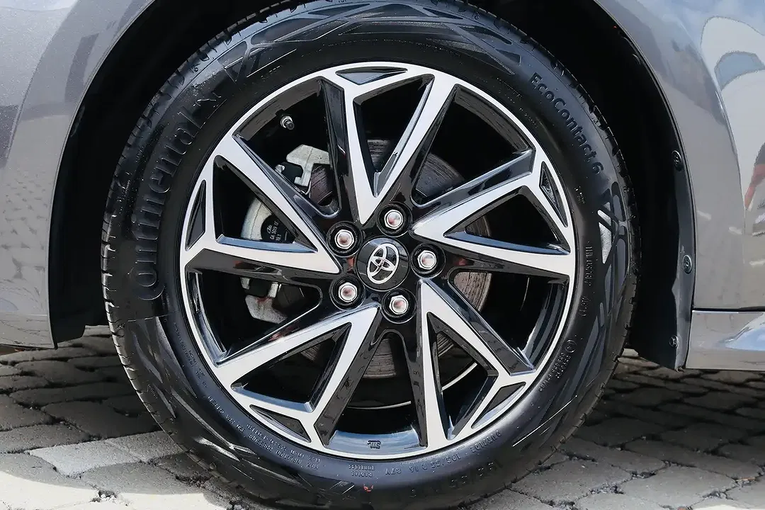 Toyota Yaris CVT Comfort - Thumbnail 9