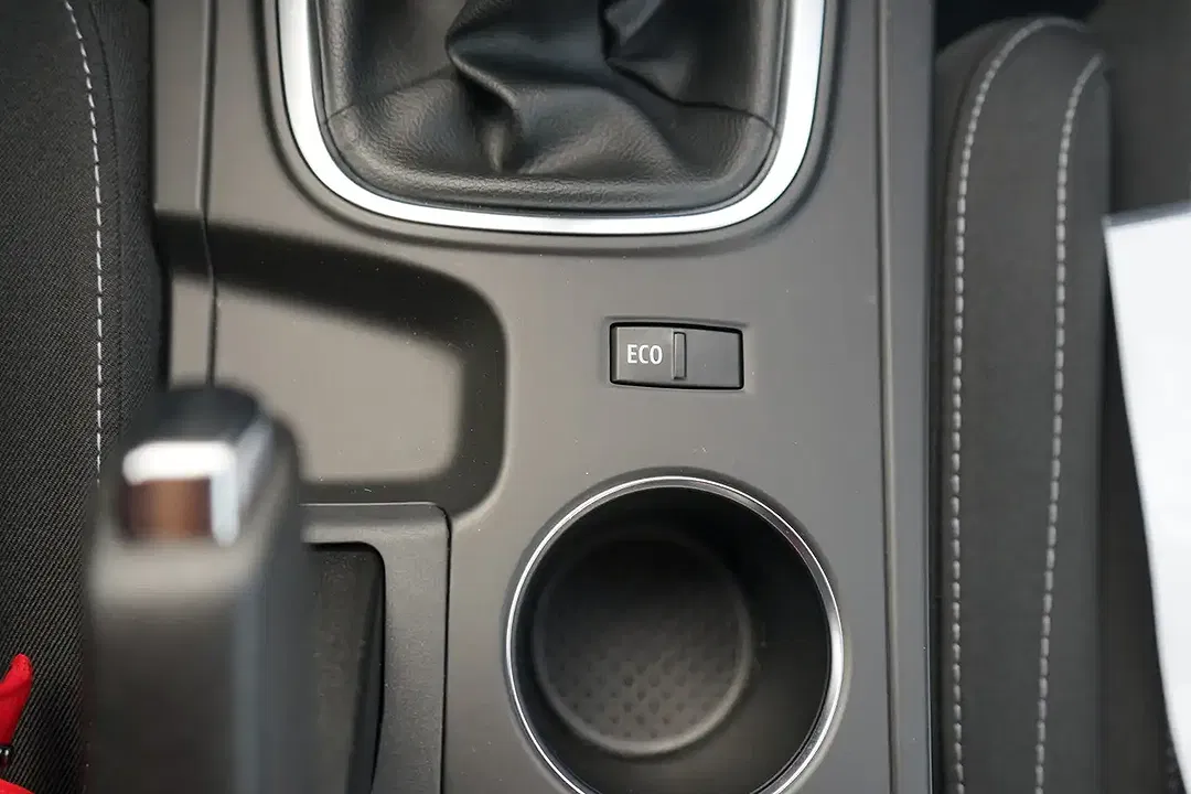 Renault Megane TCe Zen - Thumbnail 13