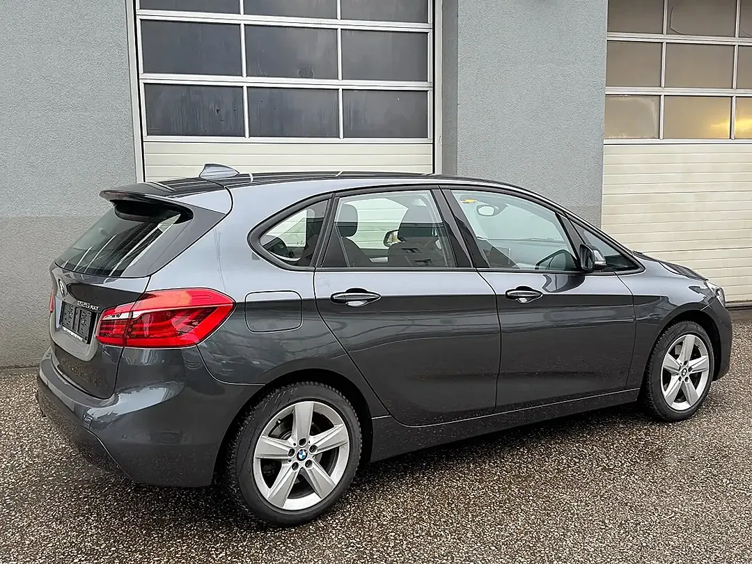 BMW 225 PHEV AUT 4x4 Active Tourer - foto 8