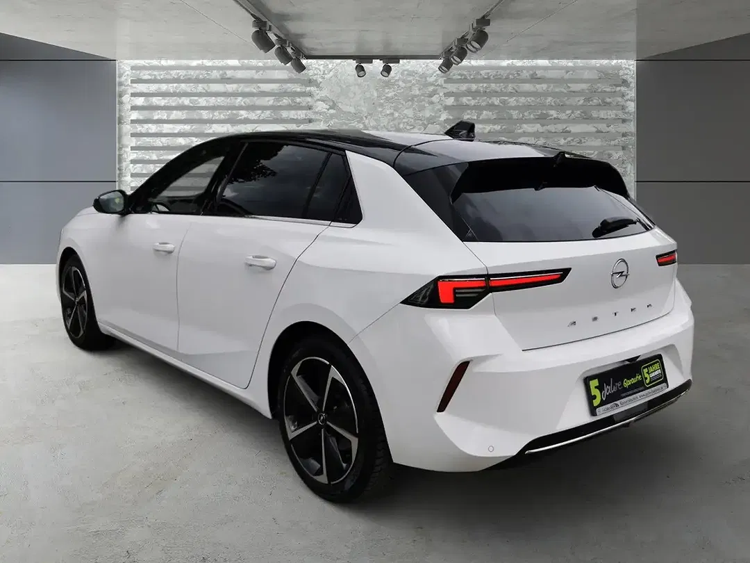 Opel Astra Elegance - Thumbnail 3