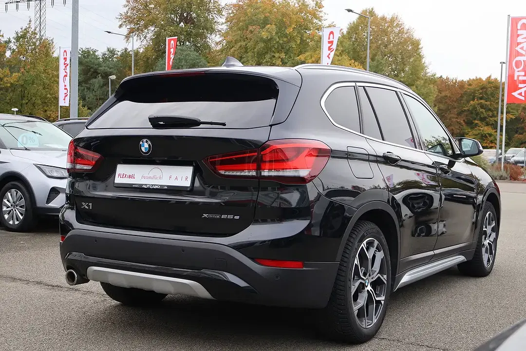 BMW X1 xDrive xLine - Thumbnail 7