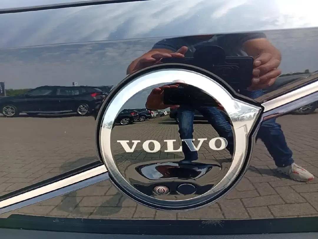 Volvo ES90 Extended Range Plus - Thumbnail 10