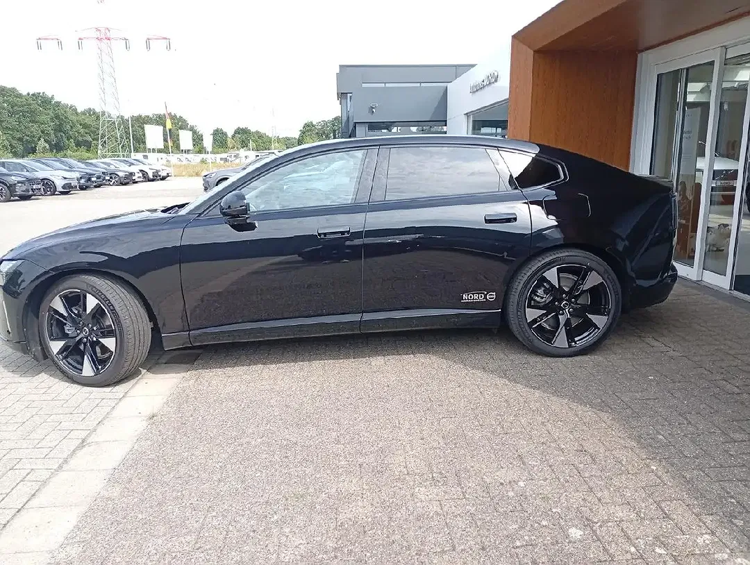 Volvo ES90 Extended Range Plus - Thumbnail 8