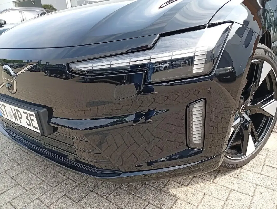 Volvo ES90 Extended Range Plus - Thumbnail 9