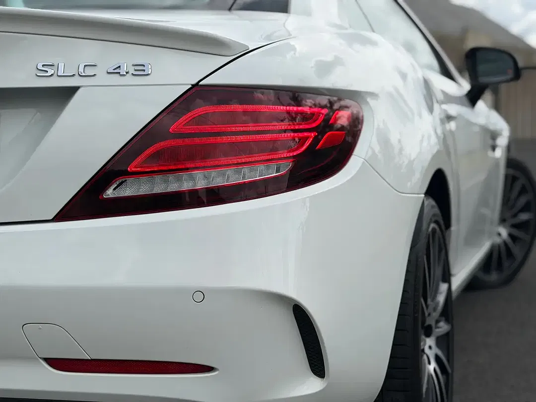 Mercedes-Benz SLC 43 AMG - Thumbnail 8