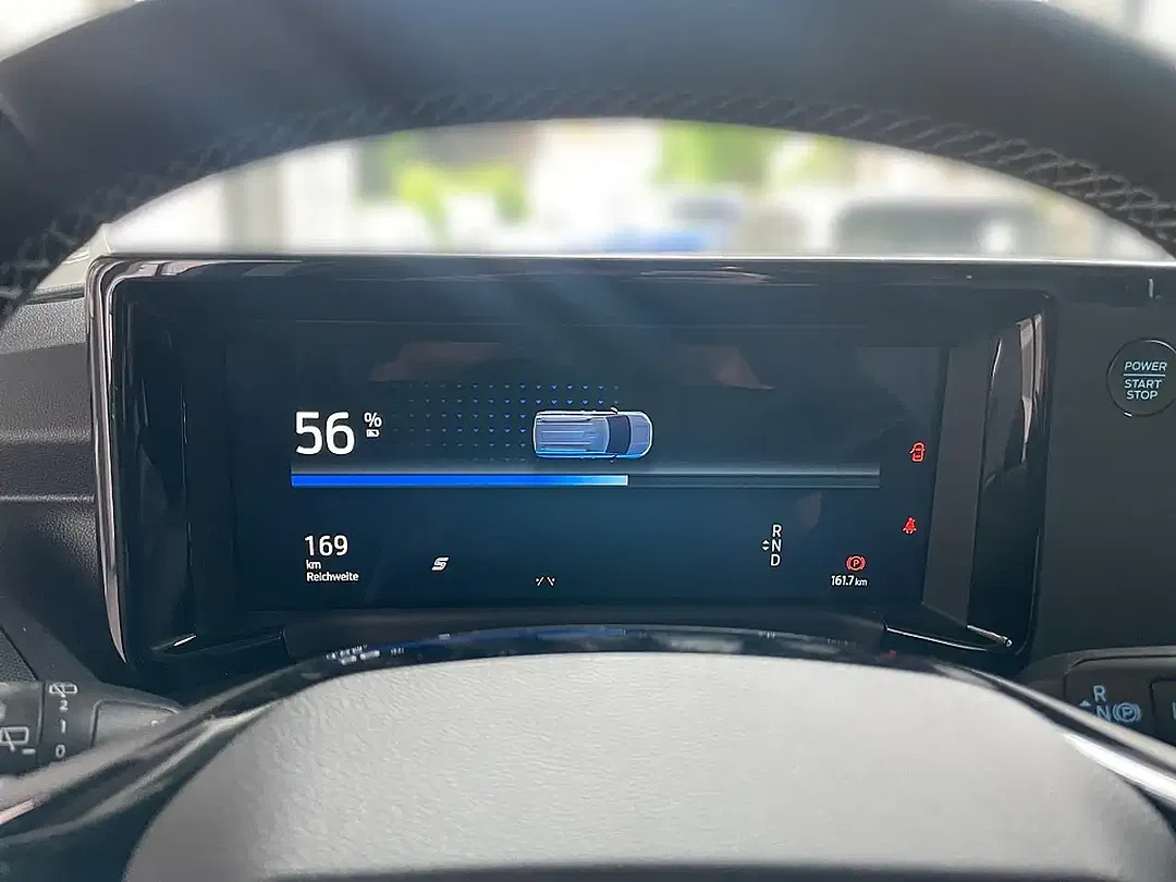 Ford Tourneo Courier Titanium - Thumbnail 11