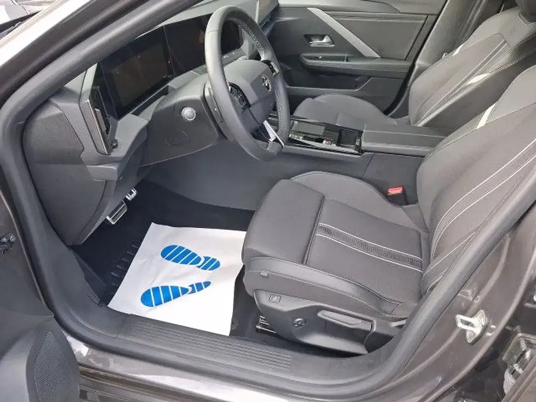Opel Astra GS - Thumbnail 12