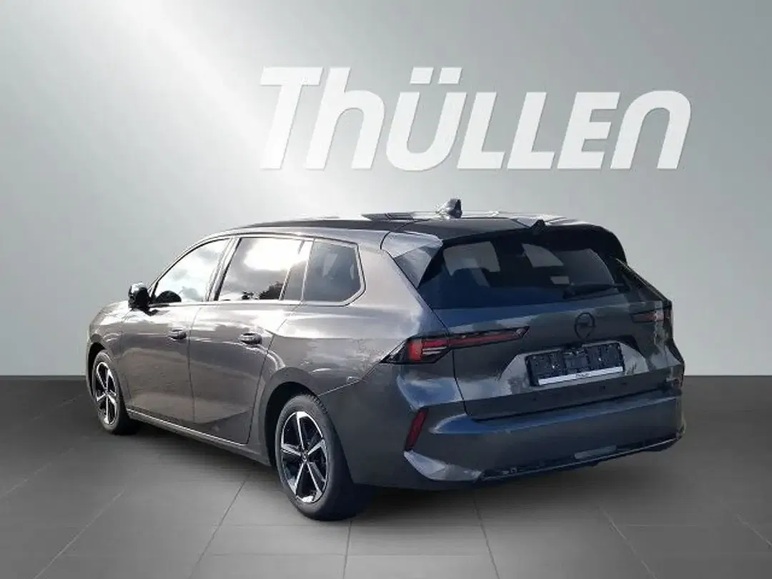 Opel Astra GS - Thumbnail 3