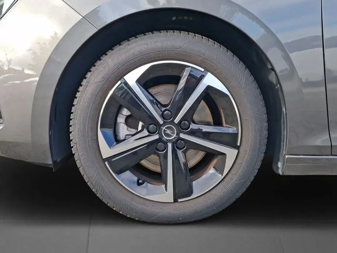Opel Astra GS - Thumbnail 9