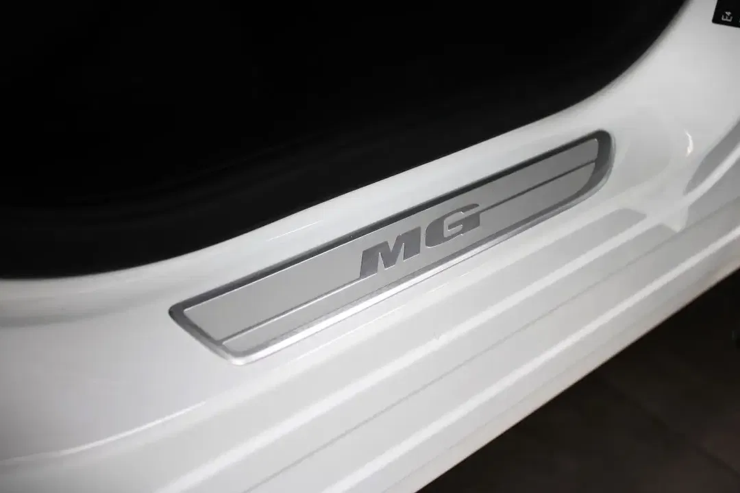 MG Marvel R Luxury - Thumbnail 13