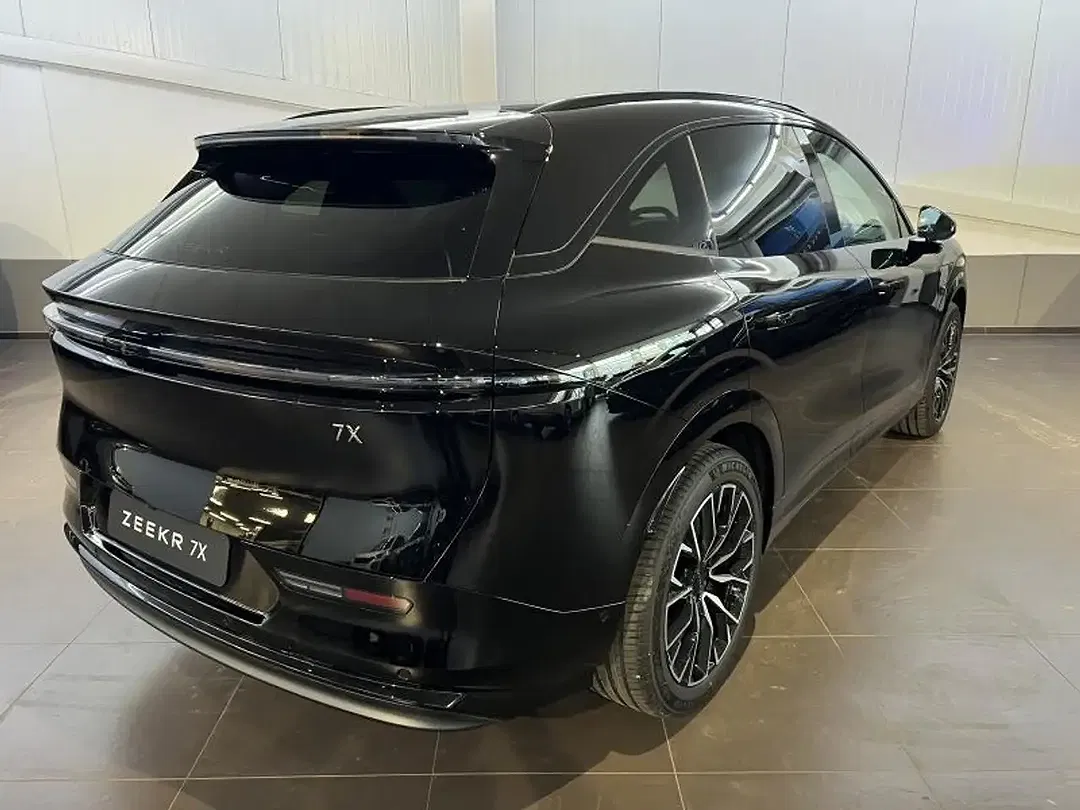 Zeekr 7X - Thumbnail 6