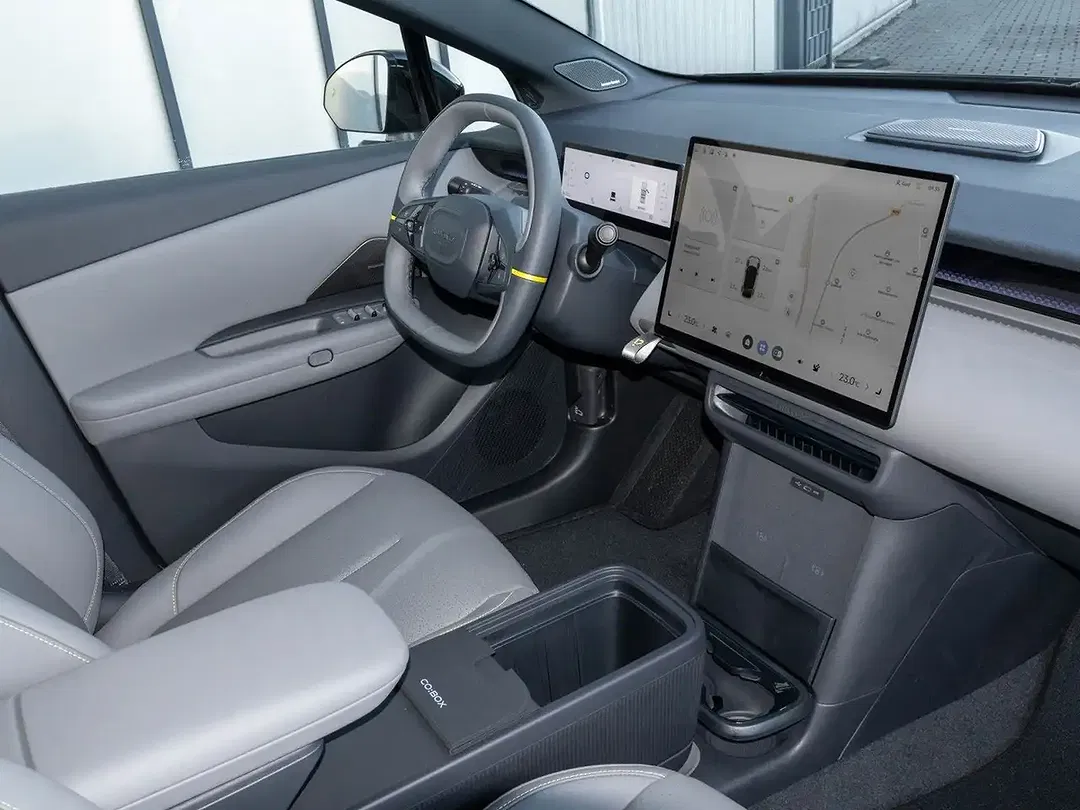 Lynk & Co 02 - Thumbnail 6