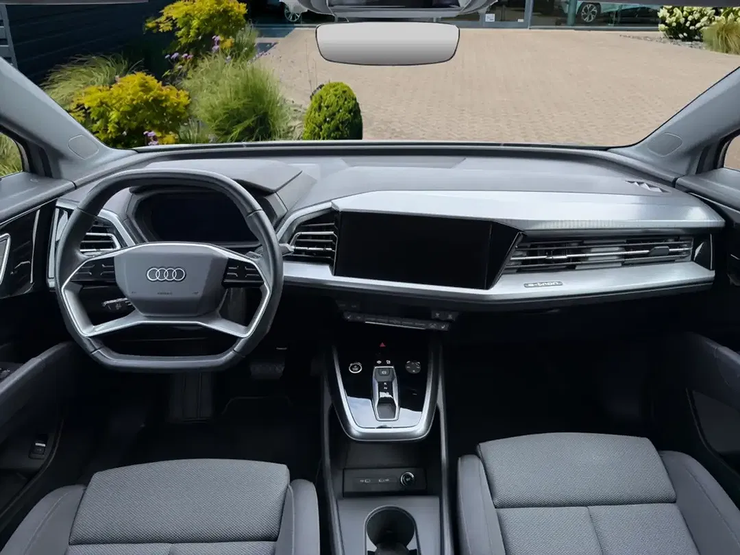 Audi Q4 e-tron 45 - Thumbnail 11